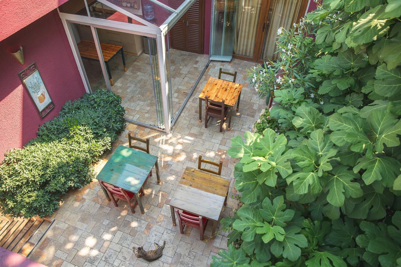L'Isola Guesthouse (Adults Only) ヘイベリアダ エクステリア 写真